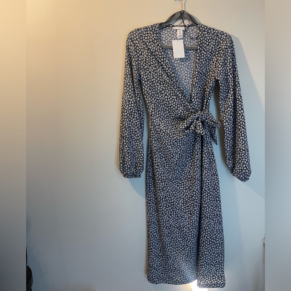 NWT H&M FLORAL WRAP DRESS